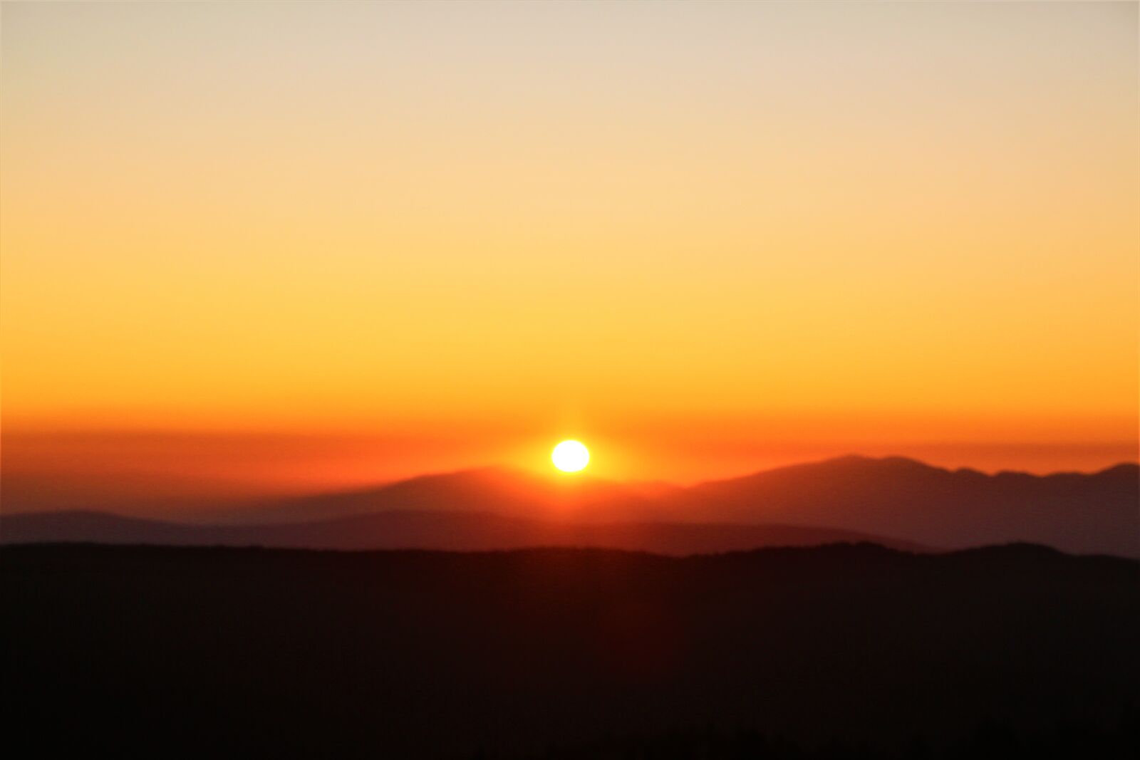 Canon EF 24-105mm F4L IS USM sample photo. Sunset, solar, landscape photography