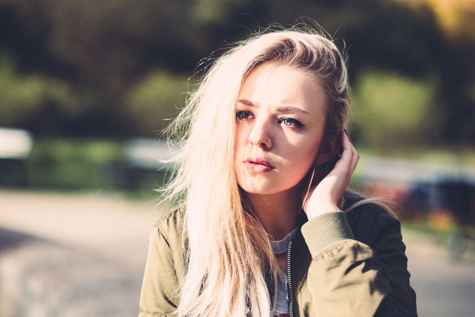 Canon EF 85mm F1.8 USM sample photo. Pretty girl, actress, beautiful photography