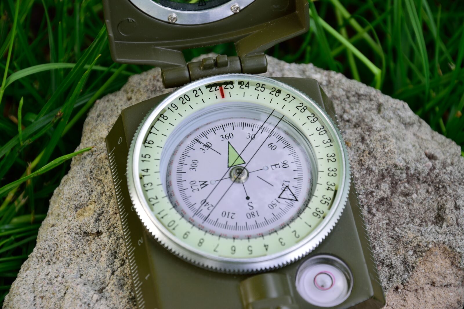 Nikon D3300 sample photo. Compass, direction, hike, hiking photography