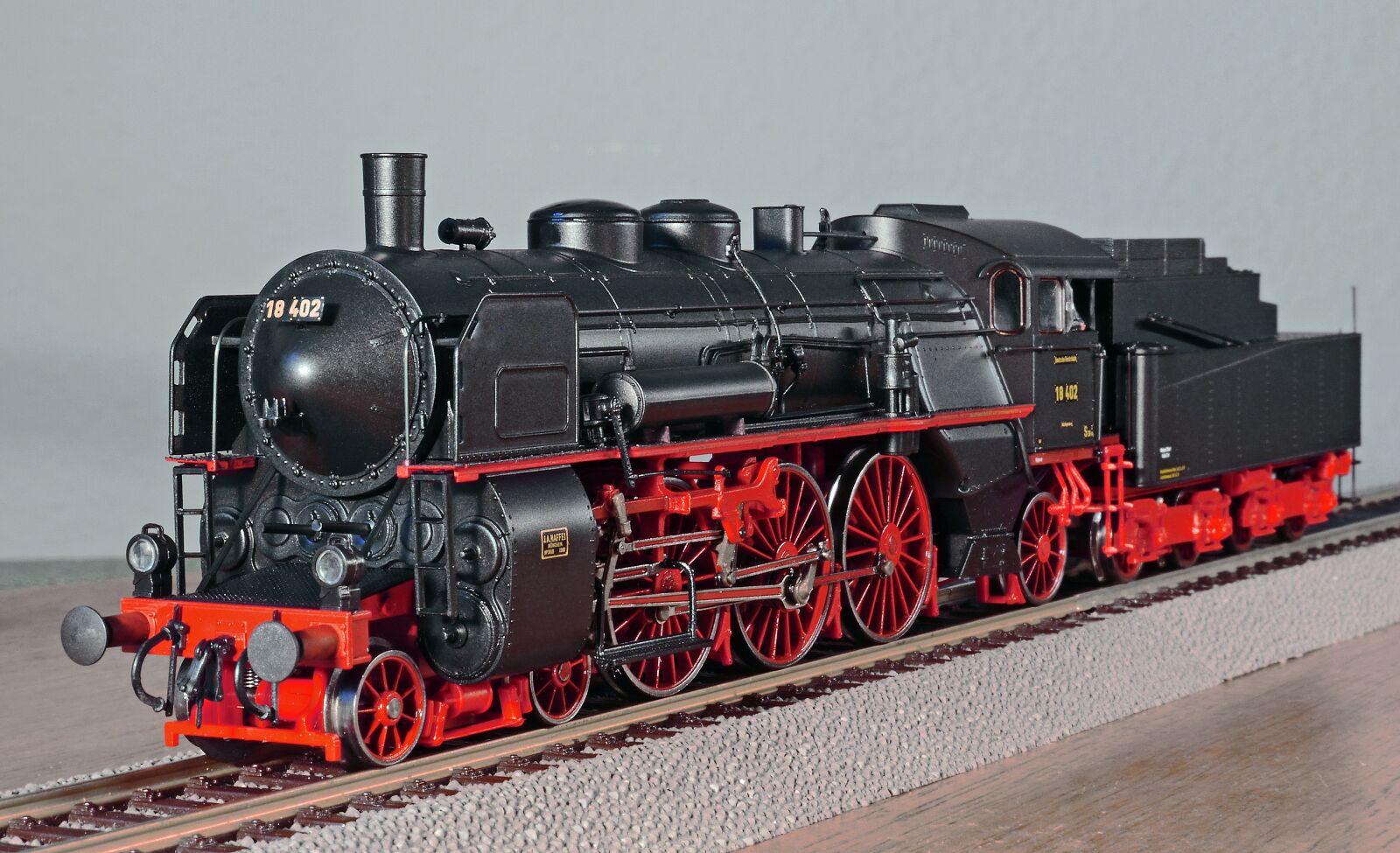 Panasonic Lumix DMC-GH3 sample photo. Steam locomotive, model, scale photography