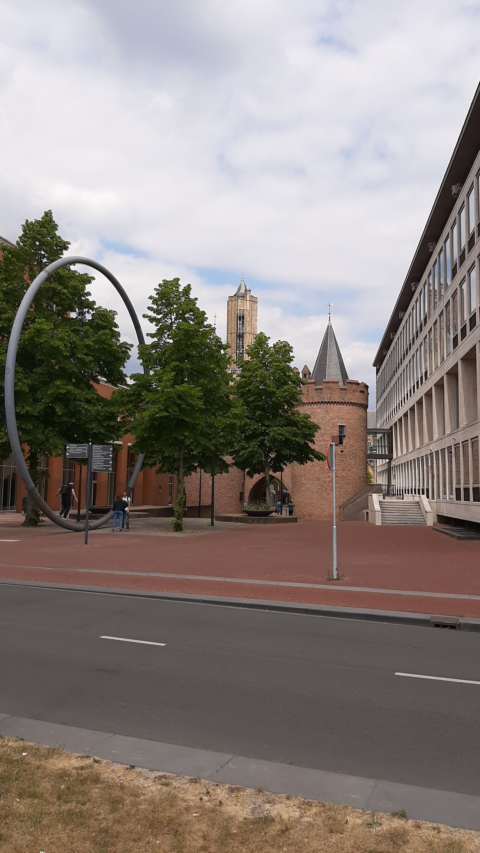 Samsung Galaxy A50 sample photo. Arnhem, sabelpoort, province house photography