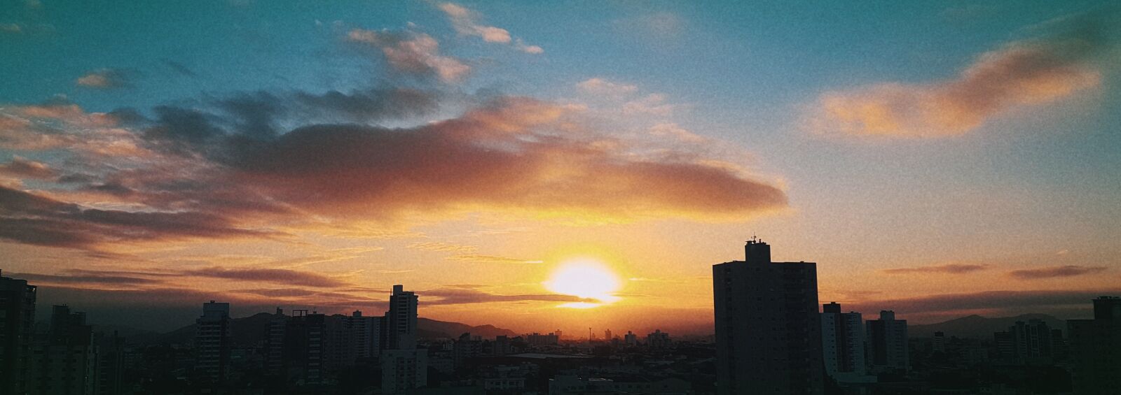 Samsung Galaxy S7 Edge sample photo. By sunsets, sky, city photography