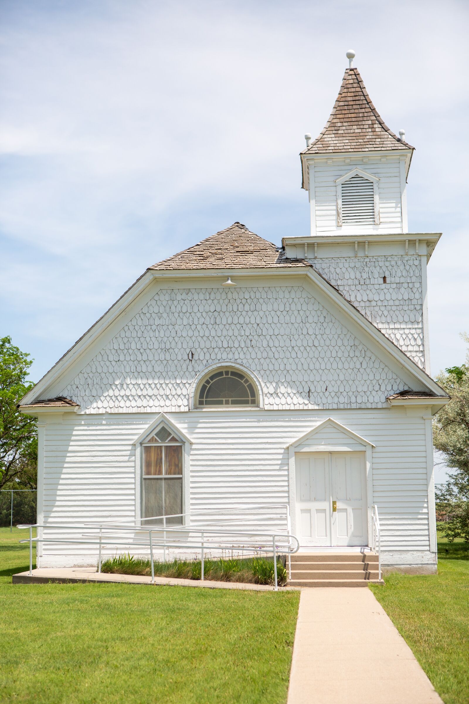 Canon EOS 5D Mark III sample photo. Kansas, church, rural photography