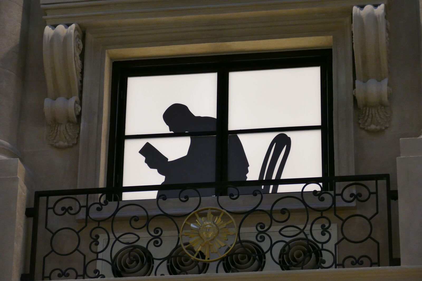 Panasonic Lumix DMC-FZ1000 sample photo. Window, silhouette, image photography