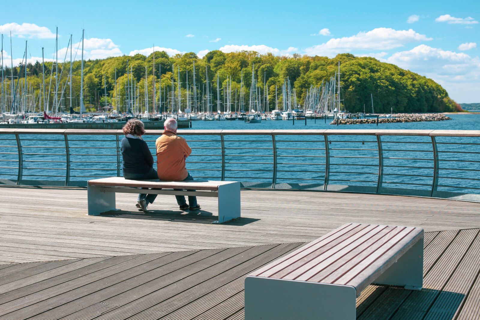 Canon EOS 5D Mark II sample photo. Pair, bank, marina photography
