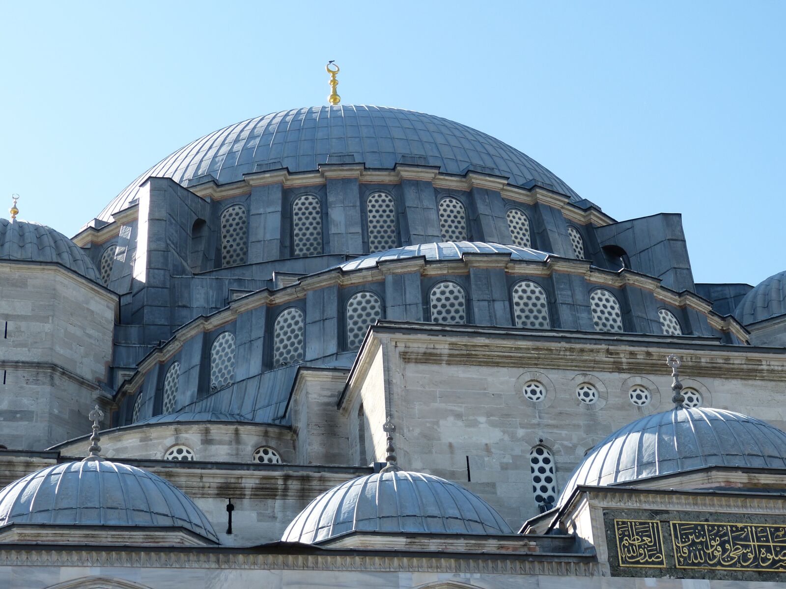 Panasonic Lumix DMC-FZ150 sample photo. Istanbul, turkey, architecture photography