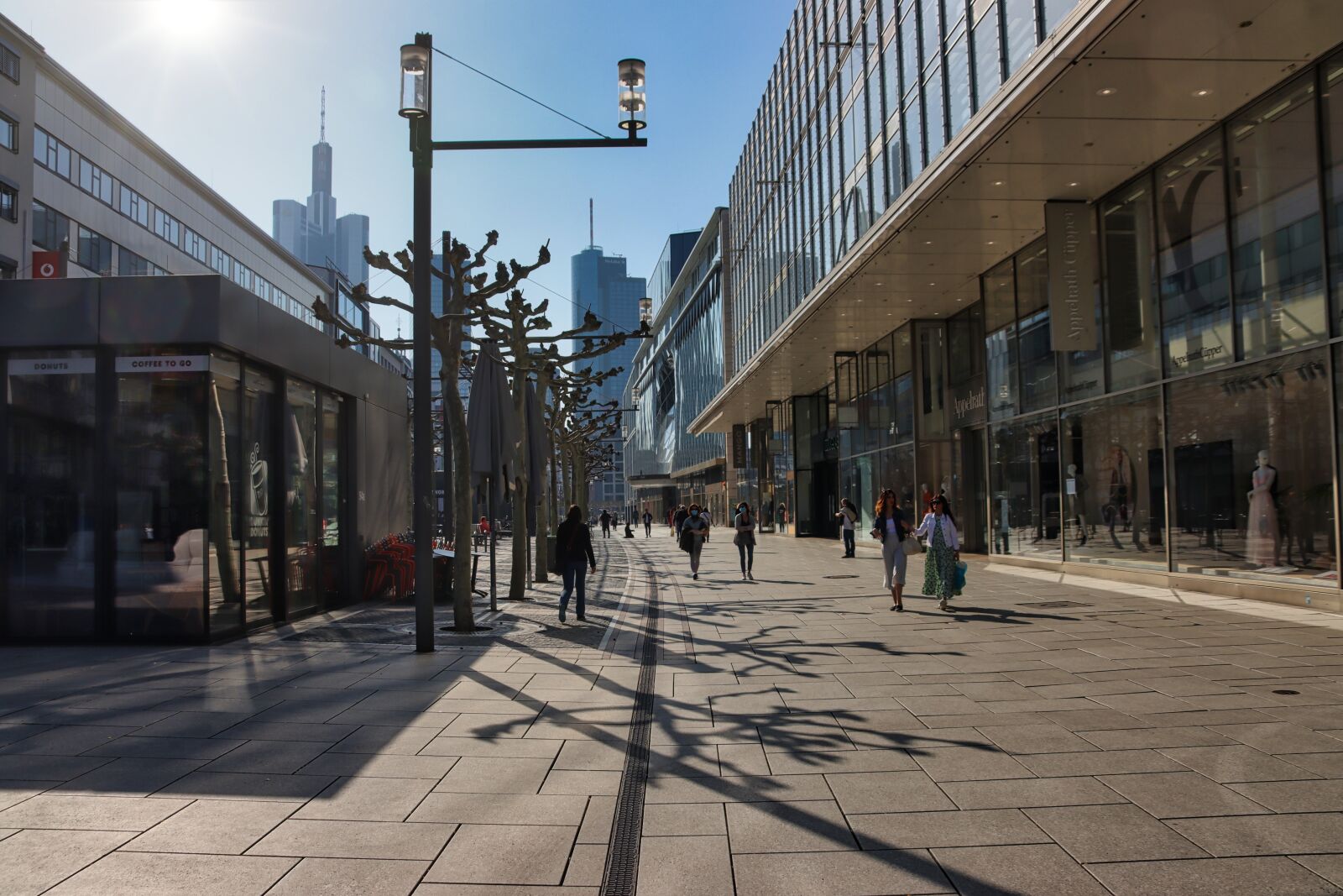 Canon EOS 90D sample photo. Street, building, city photography