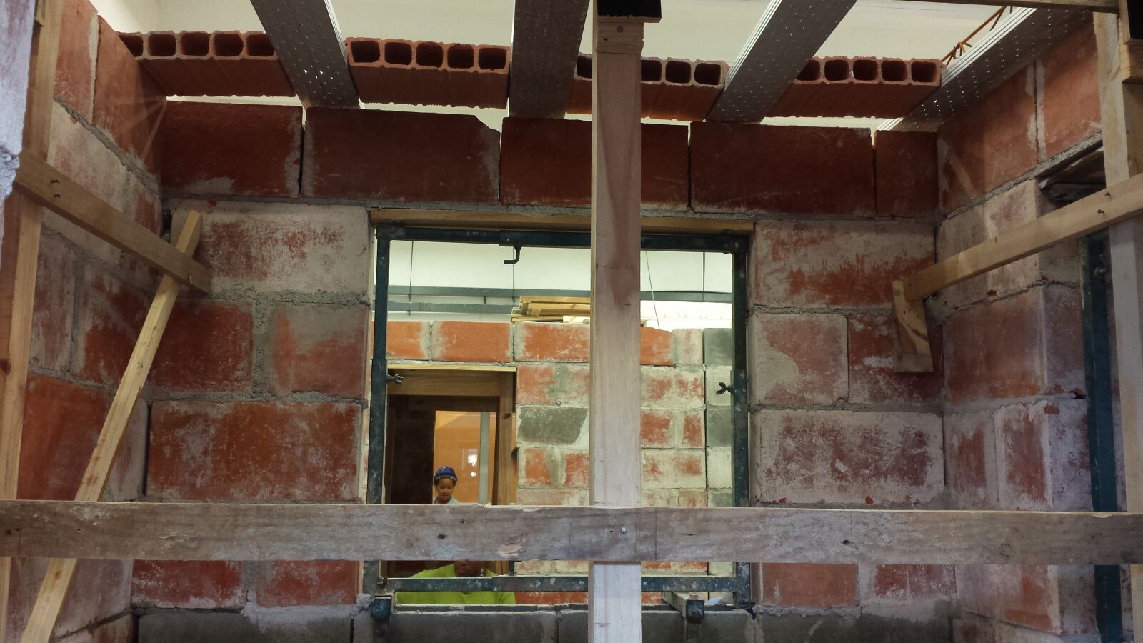 Samsung Galaxy S4 sample photo. Masonry, block, structural photography