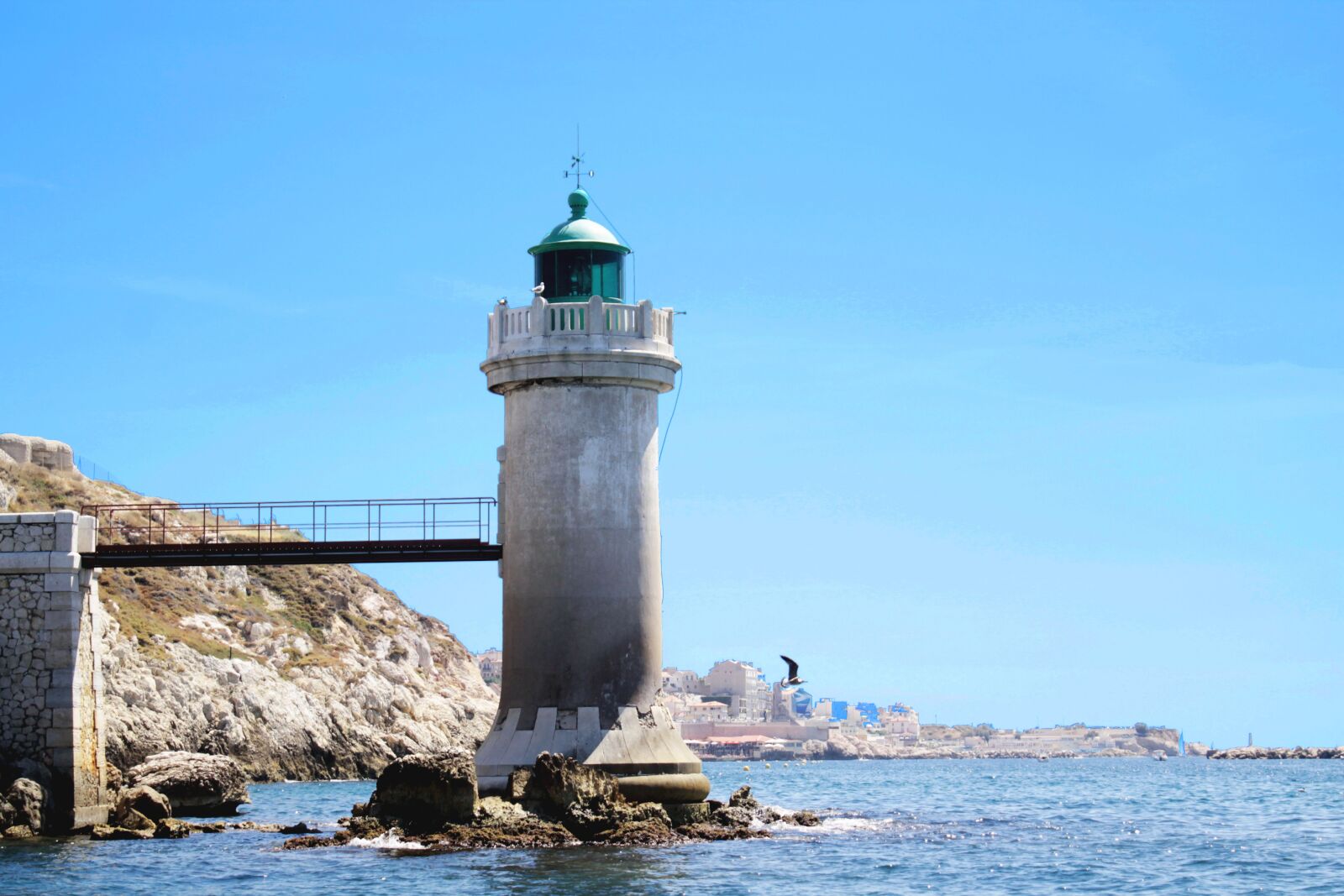 Canon EOS 1100D (EOS Rebel T3 / EOS Kiss X50) sample photo. Marseille, sea, lighthouse photography