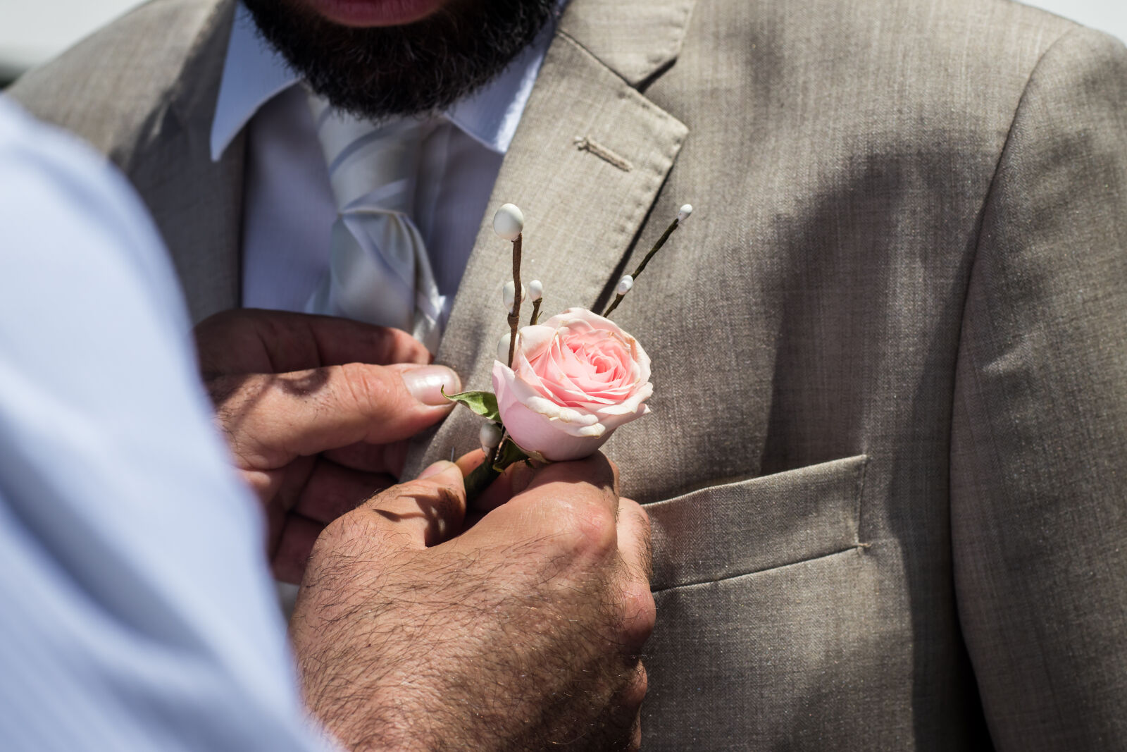 Canon EOS 80D + Canon EF 50mm F1.8 STM sample photo. Bestman, boutonniere, flower, groom photography