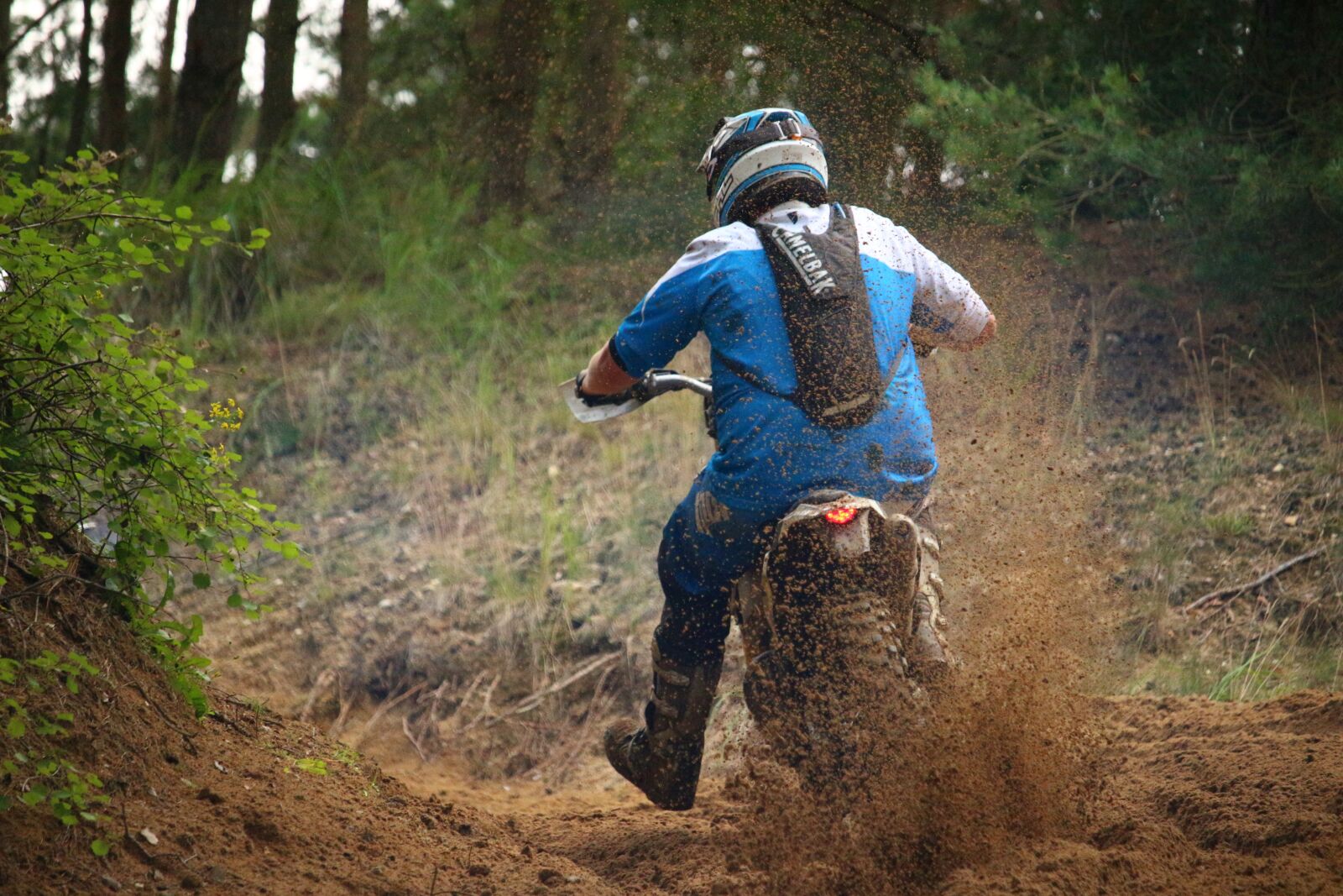 Canon EOS 100D (EOS Rebel SL1 / EOS Kiss X7) sample photo. Motocross, enduro, dirtbike photography