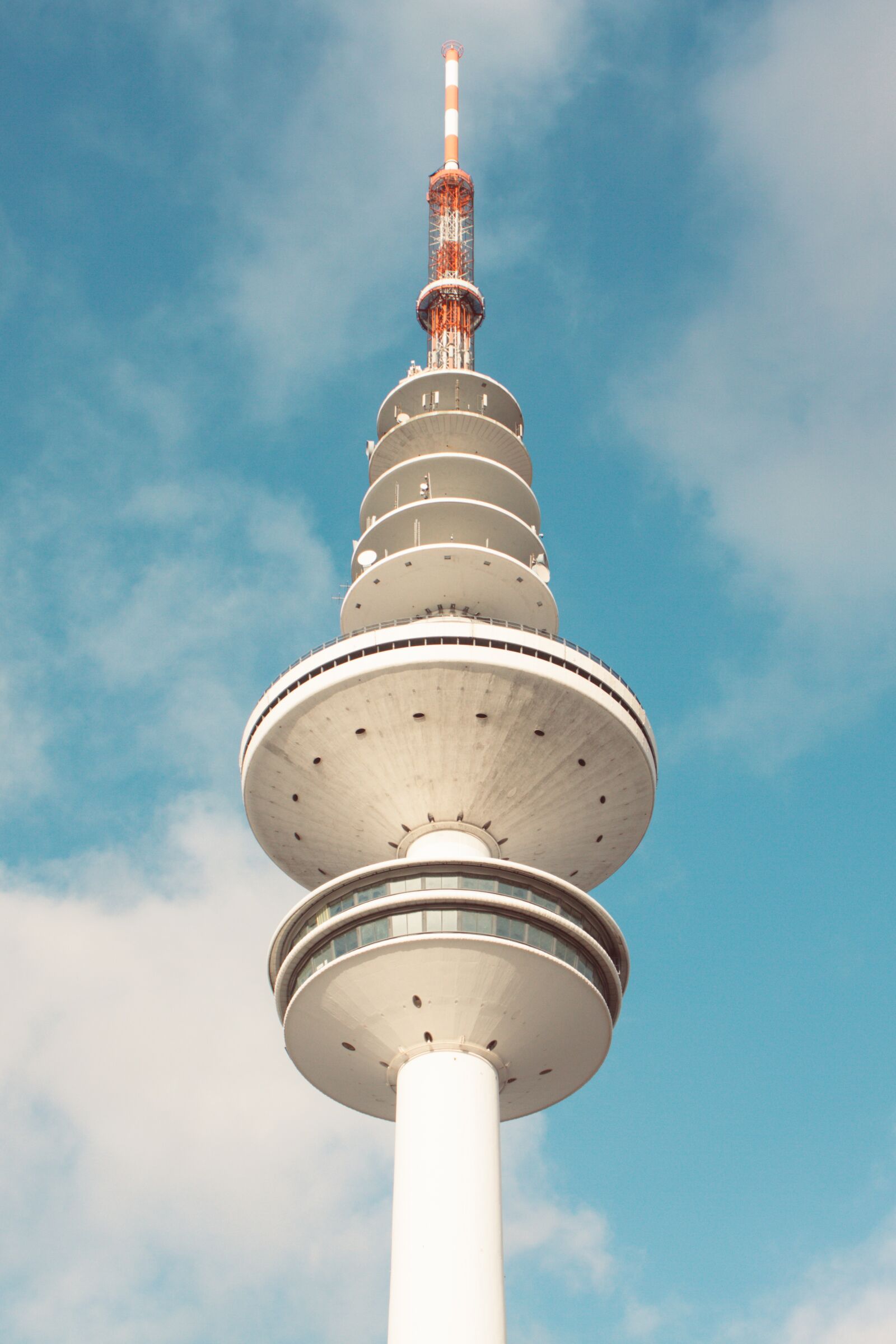 Canon EF 28-80mm f/3.5-5.6 sample photo. Hamburg, hanseatic city, tv photography