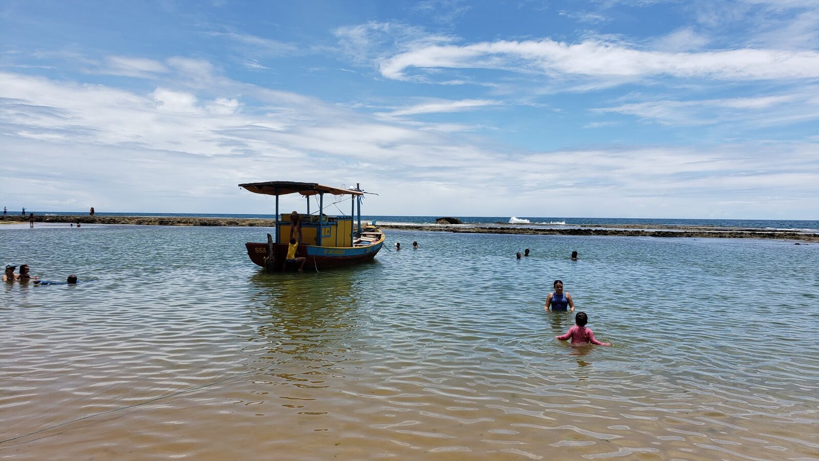 Samsung Galaxy Note9 sample photo. Mar, boat, people photography