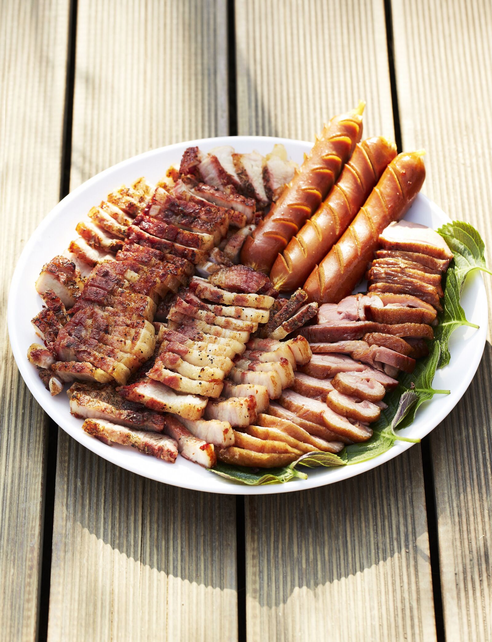 Canon EF 100mm F2.8L Macro IS USM sample photo. Pork, sausage, bbq duck photography