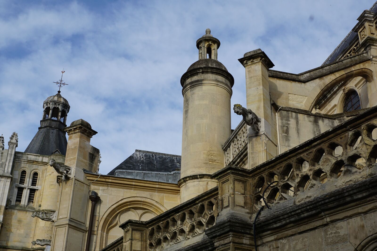 Sony DT 16-50mm F2.8 SSM sample photo. Church, catholic, france photography