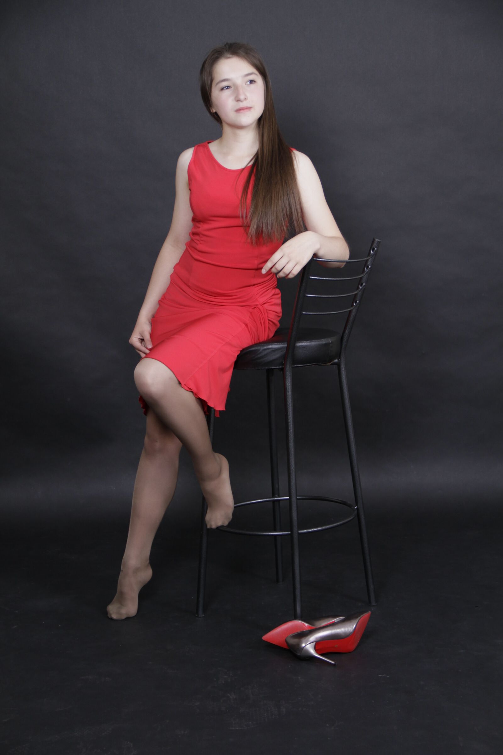 Canon EOS 7D sample photo. Girl, red, dress photography