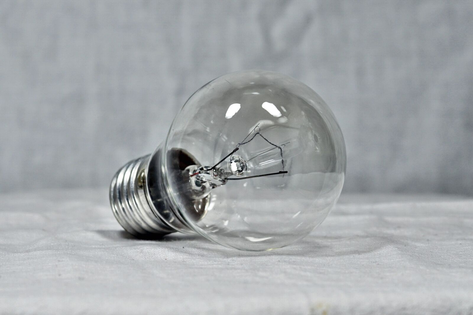 Sony a6000 + E 60mm F2.8 sample photo. Light bulb, light, glow photography