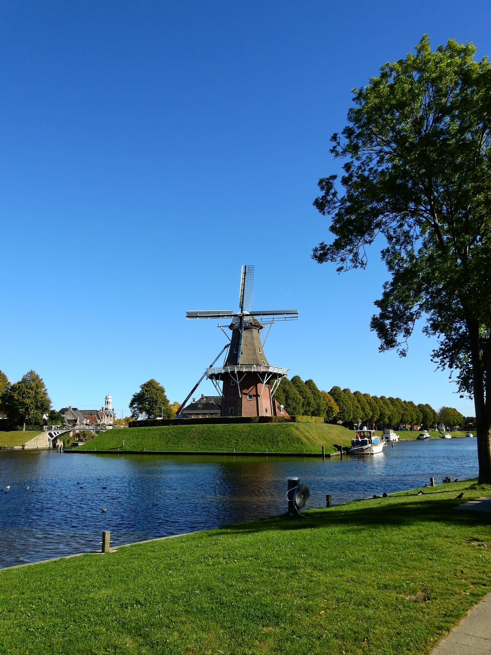 Nikon Coolpix P900 sample photo. Mill, windmill, building photography