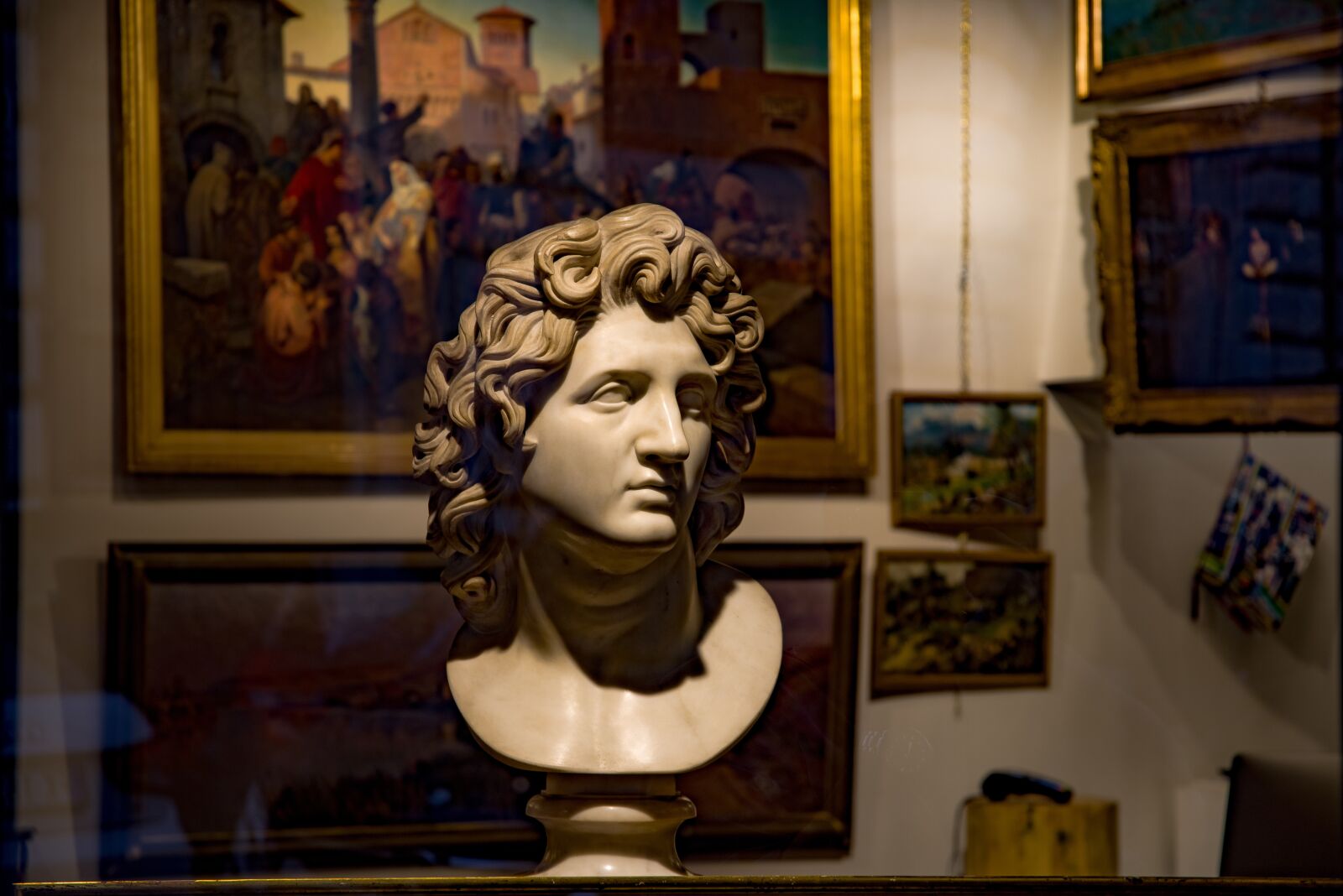 Pentax K-1 Mark II sample photo. Shop, boutique, vitrine photography