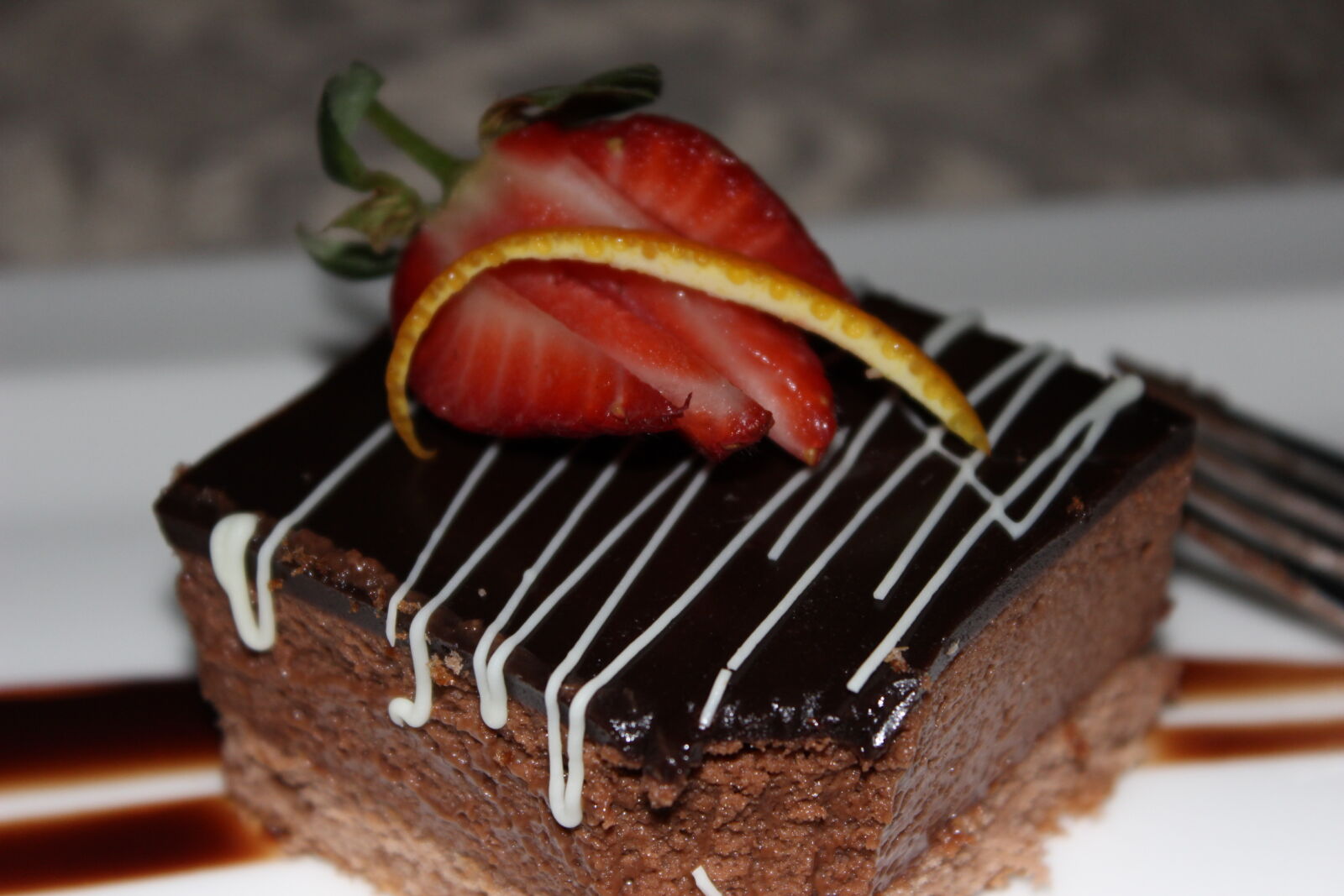 Canon EOS 600D (Rebel EOS T3i / EOS Kiss X5) sample photo. Mara, kempinski, meal photography