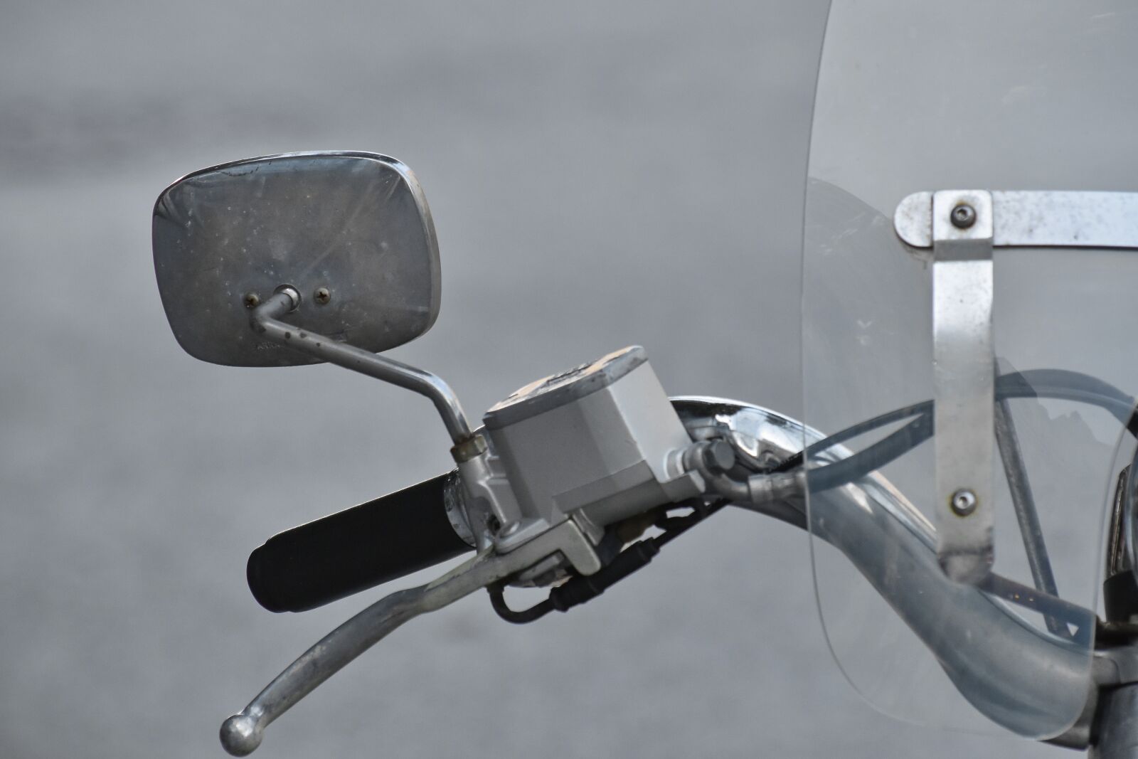 Nikon D5500 sample photo. Chrome, gearshift, metallic, mirror photography