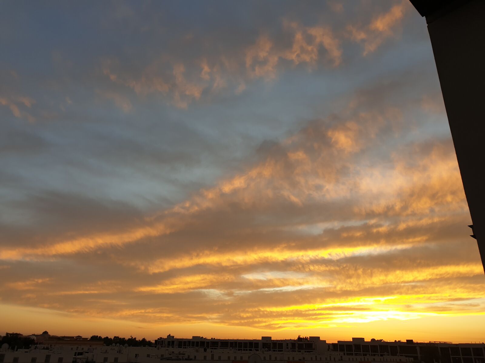 Samsung Galaxy Note9 sample photo. Sunset, covid, dubai photography