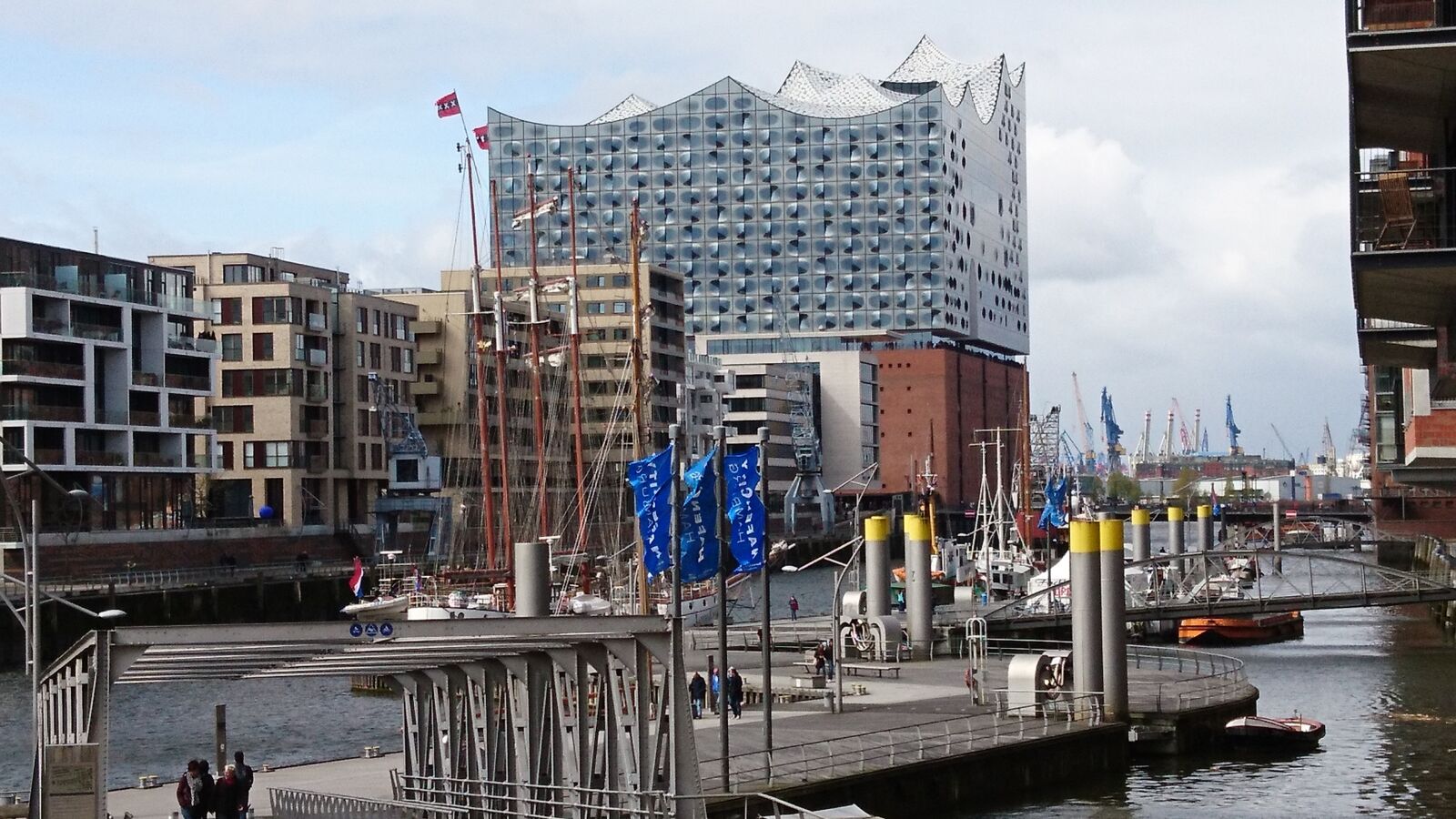 Sony Xperia X Compact sample photo. Hamburg, elbe philharmonic hall photography