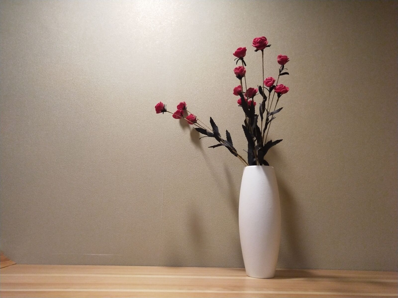 vivo X20A sample photo. Vase, flower, scenery photography