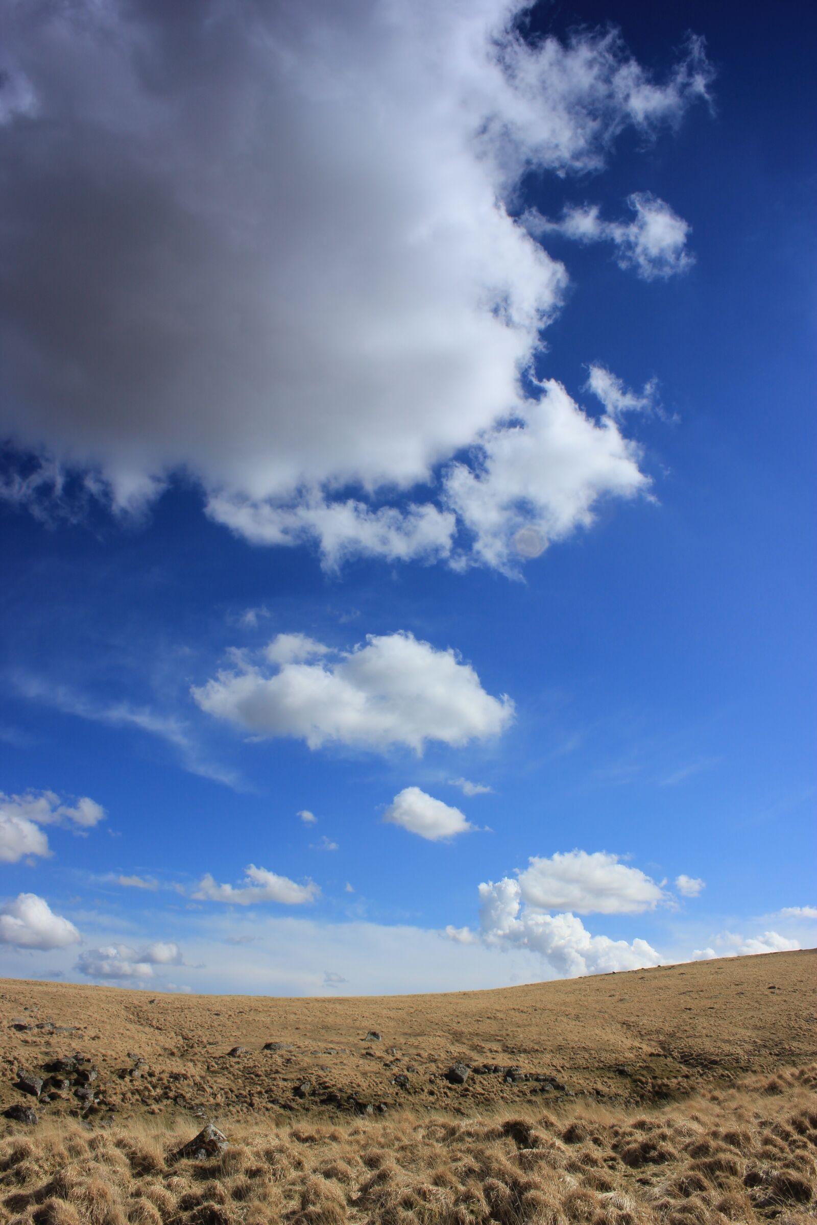 Canon EOS 550D (EOS Rebel T2i / EOS Kiss X4) sample photo. Sky, landscape, clouds photography