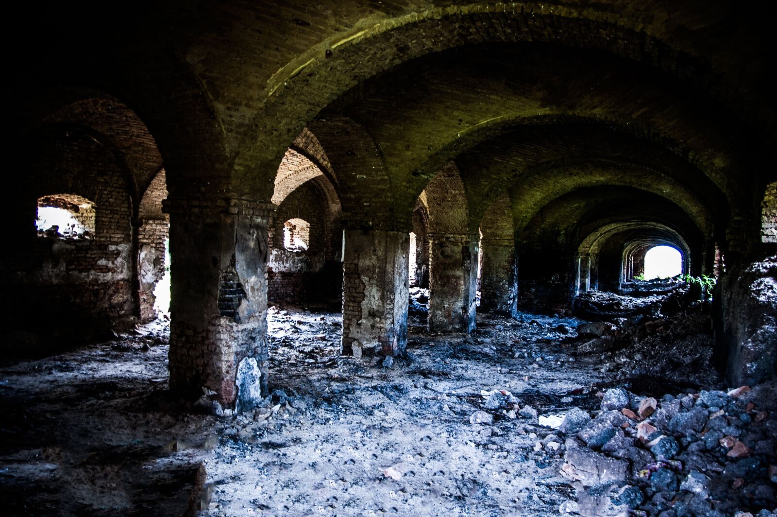 Nikon D40 sample photo. Monastery, kloster, historic photography