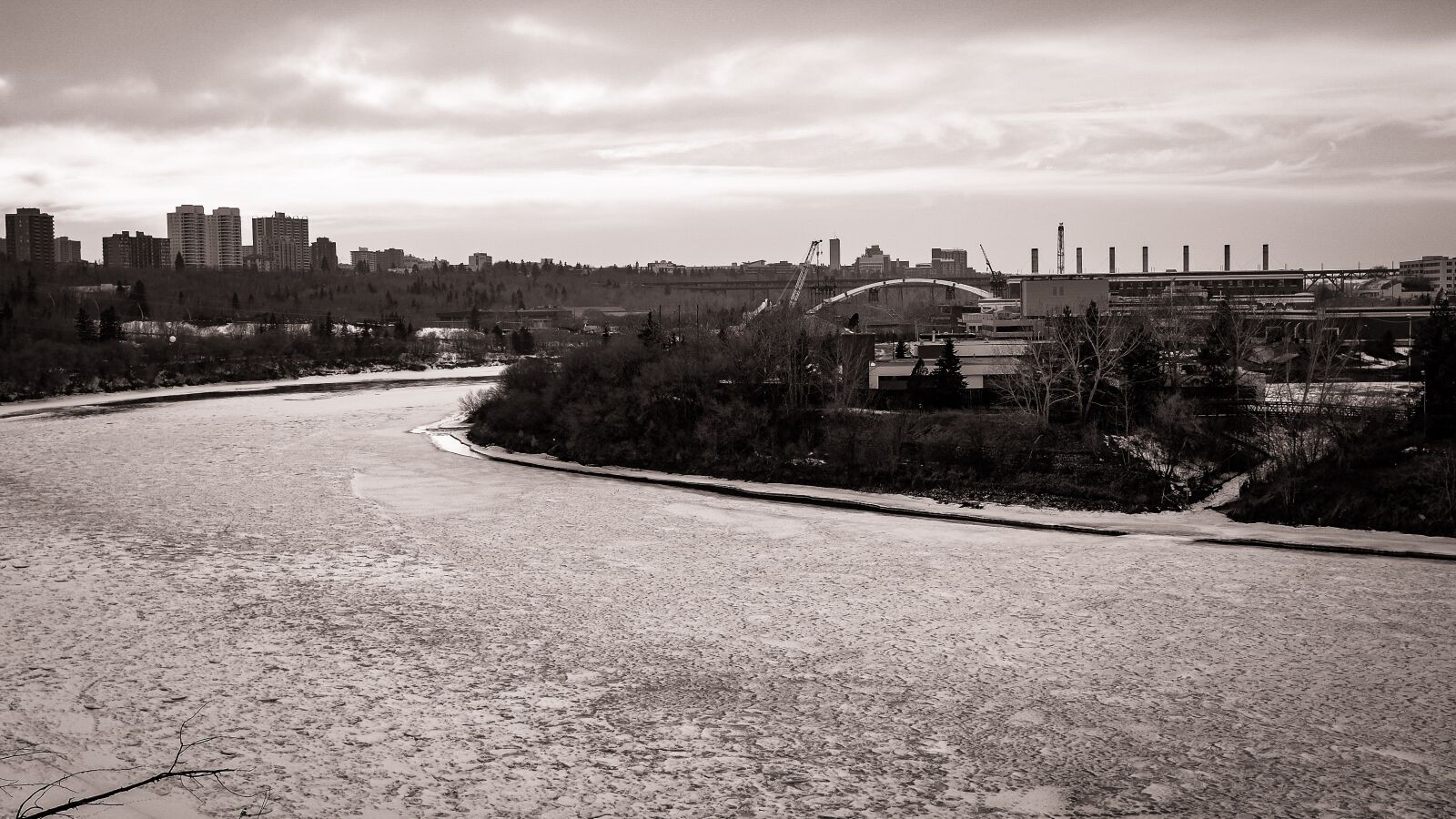 Fujifilm X100T sample photo. River, ice, bridge photography