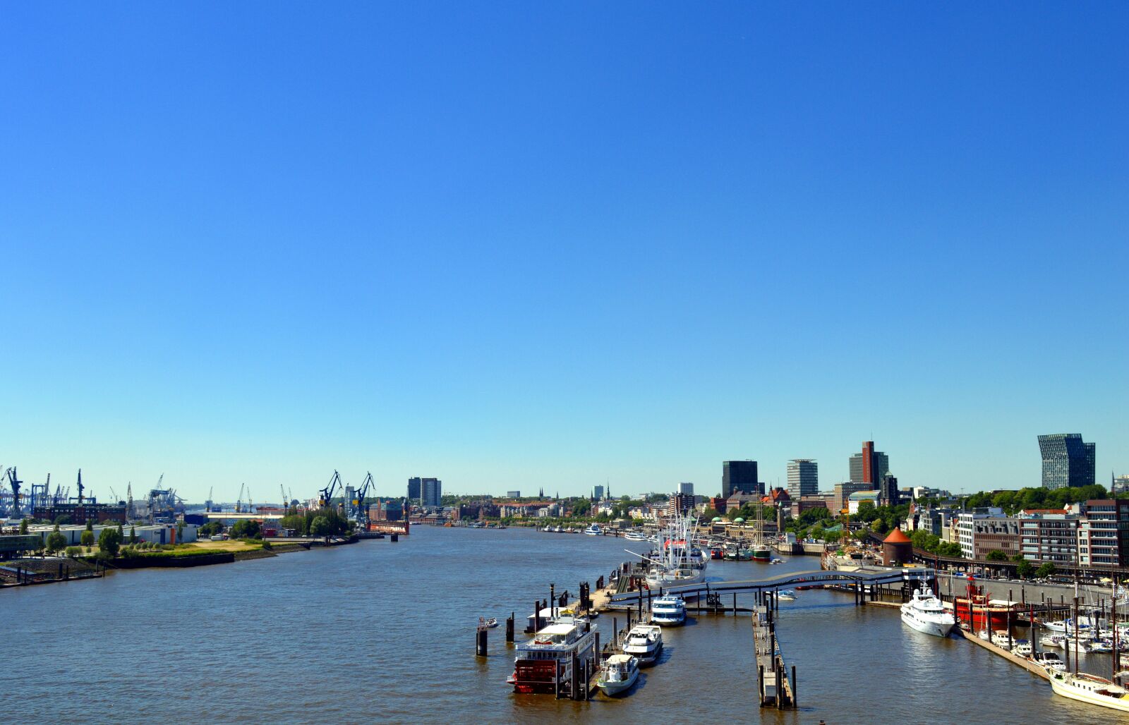 Nikon D3200 sample photo. Hamburg, port, hamburg port photography