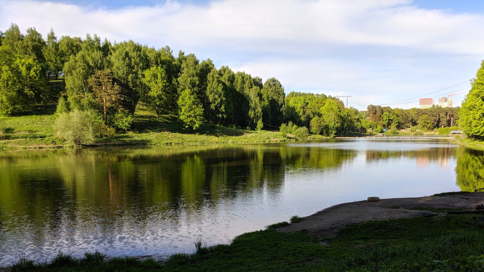 Google Pixel sample photo. Pond, river, landscape photography