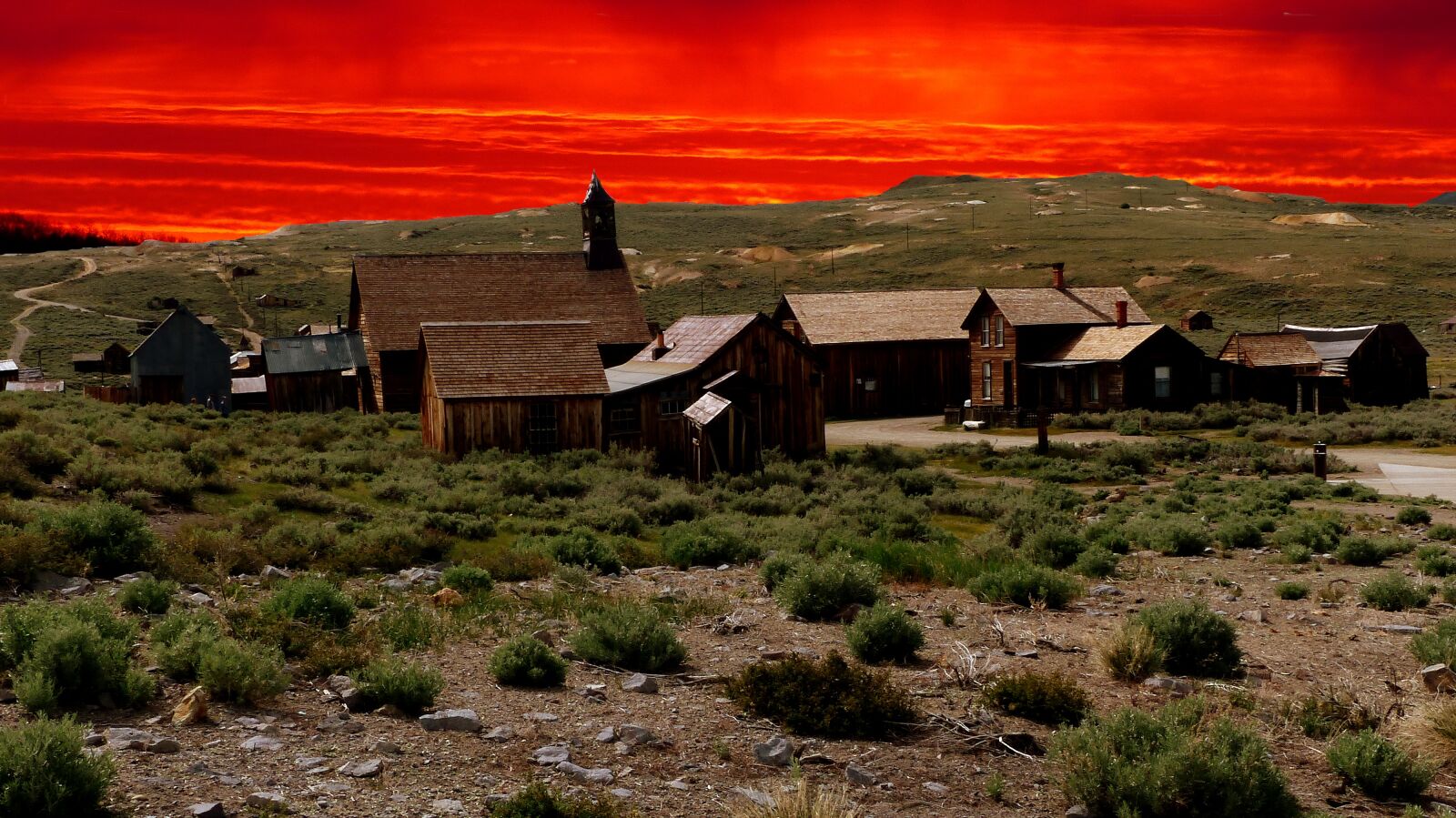 Panasonic Lumix DMC-FZ200 sample photo. Sunset, village fantome, america photography