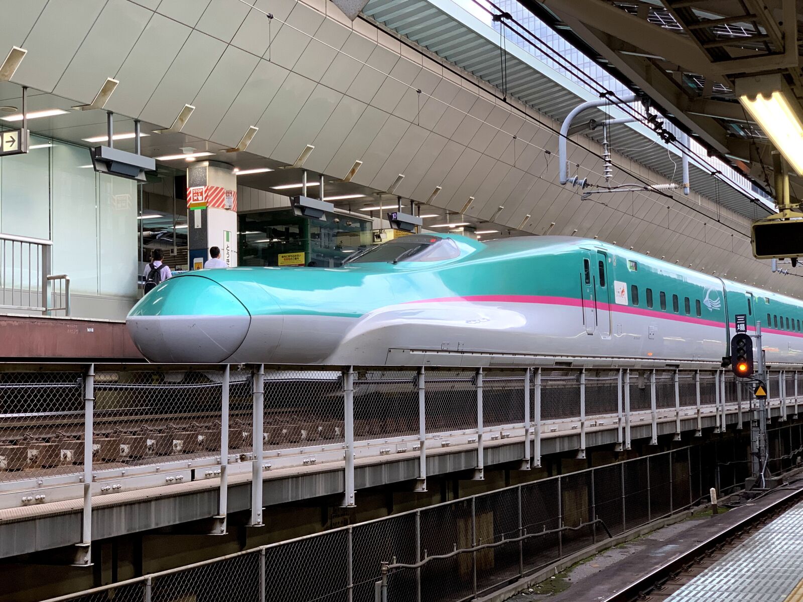Apple iPhone XS sample photo. Shinkansen, bullet train, japan photography