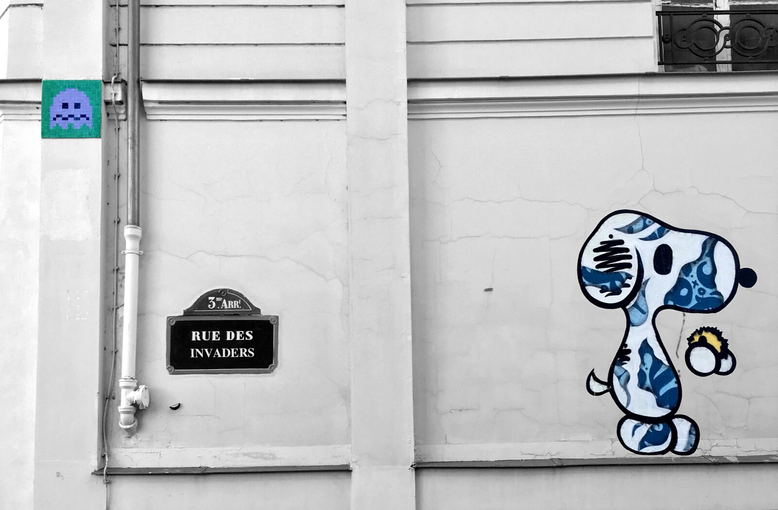 iPhone SE back camera 4.15mm f/2.2 sample photo. Streetart, art, graffiti photography