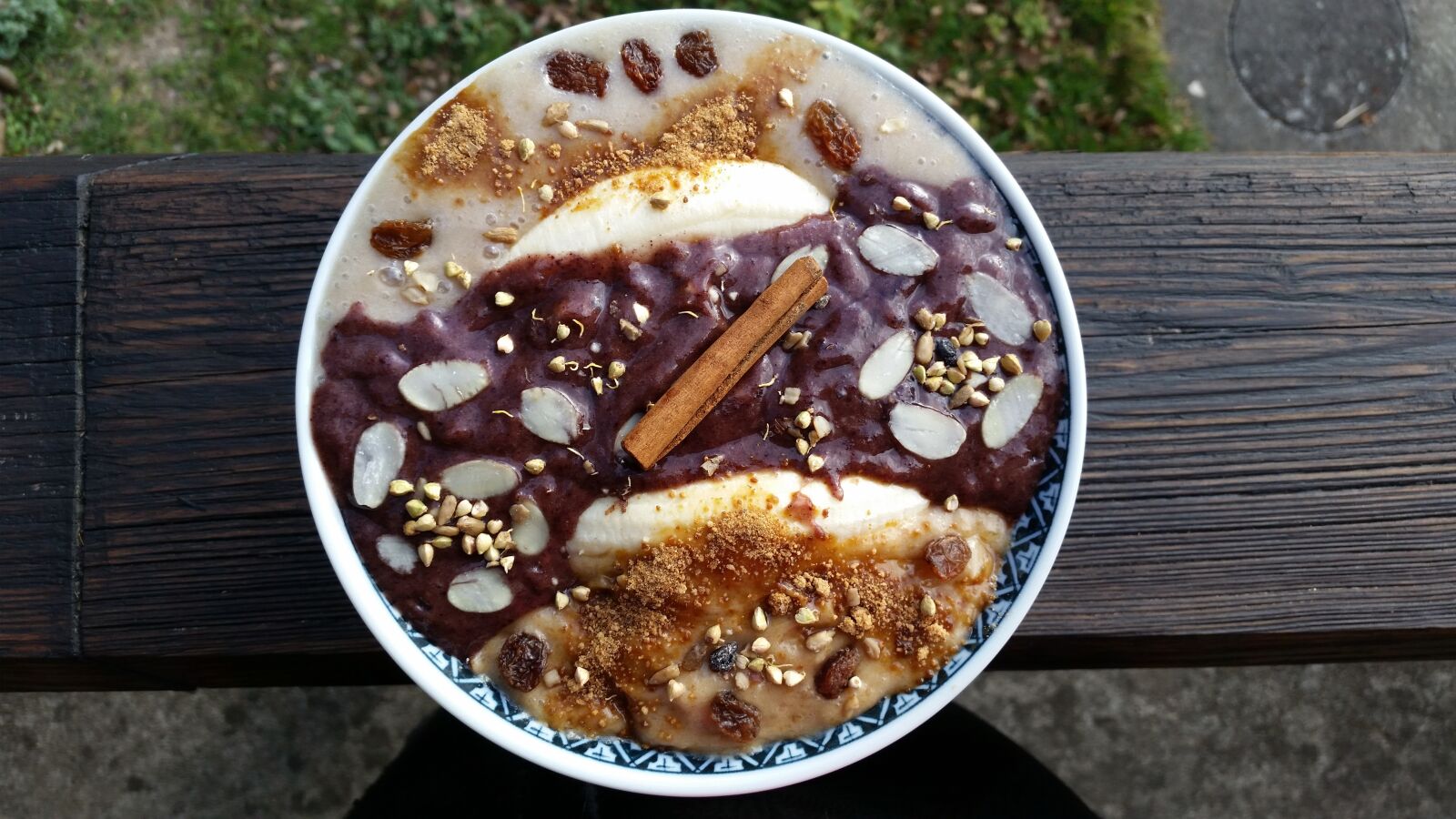 Samsung Galaxy S5 sample photo. Smoothie, cinnamon, healthy photography