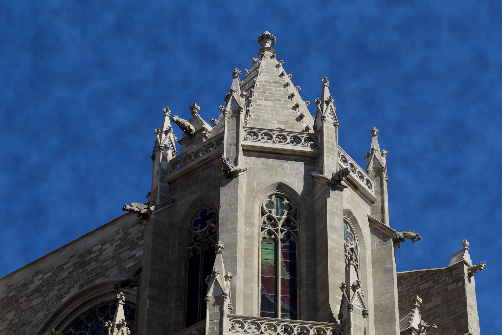 Canon EF75-300mm f/4-5.6 sample photo. Church, buildings, manresa photography