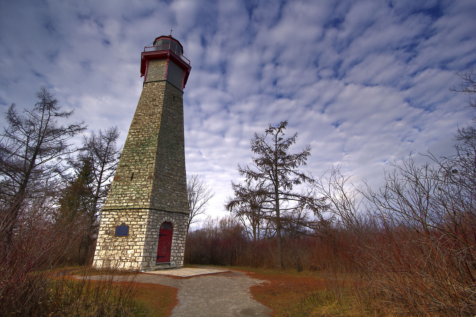 Canon EF-S 10-22mm F3.5-4.5 USM sample photo. Canada, hdr, lighthouse, sky photography