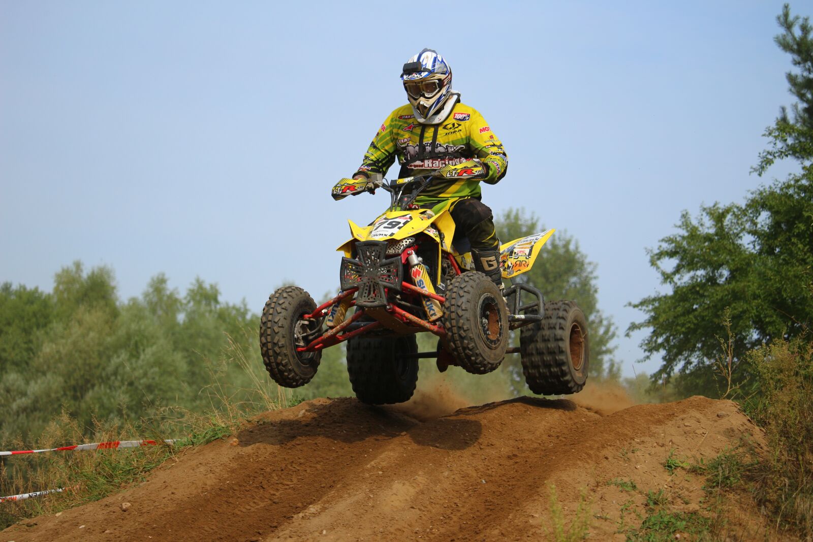 Canon EOS 100D (EOS Rebel SL1 / EOS Kiss X7) sample photo. Quad, cross, motocross photography