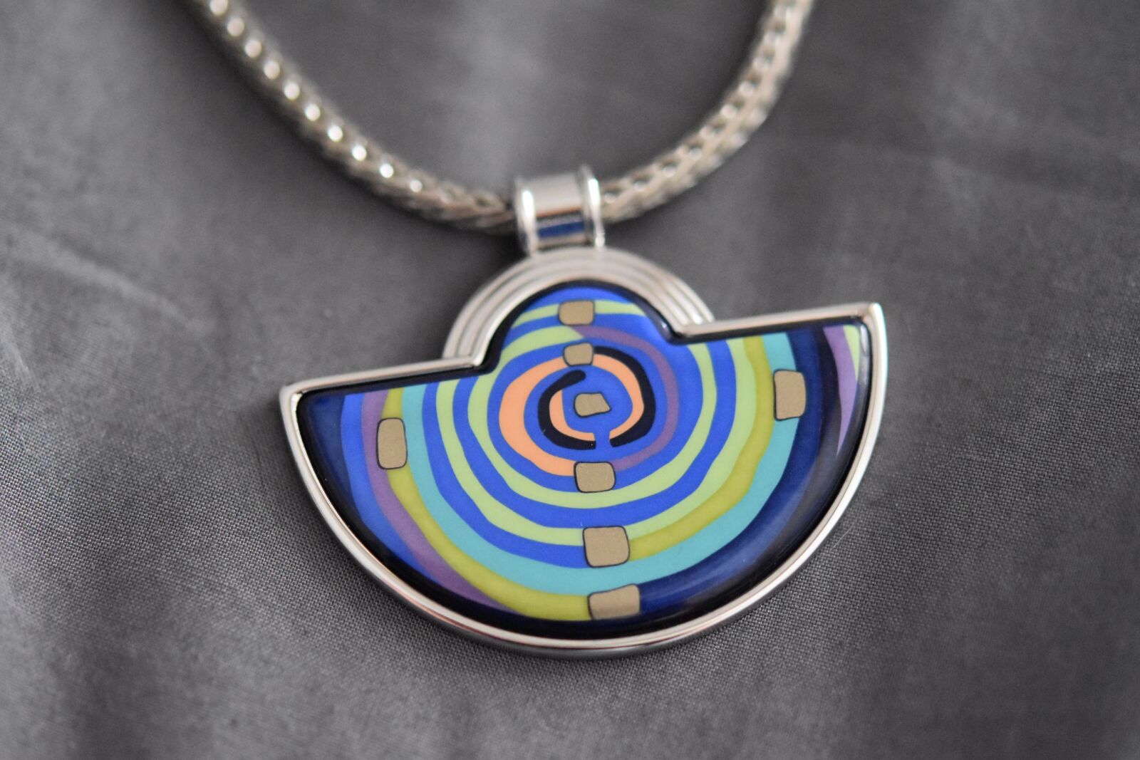 Nikon D5600 sample photo. Necklace, pendant, jewelry photography
