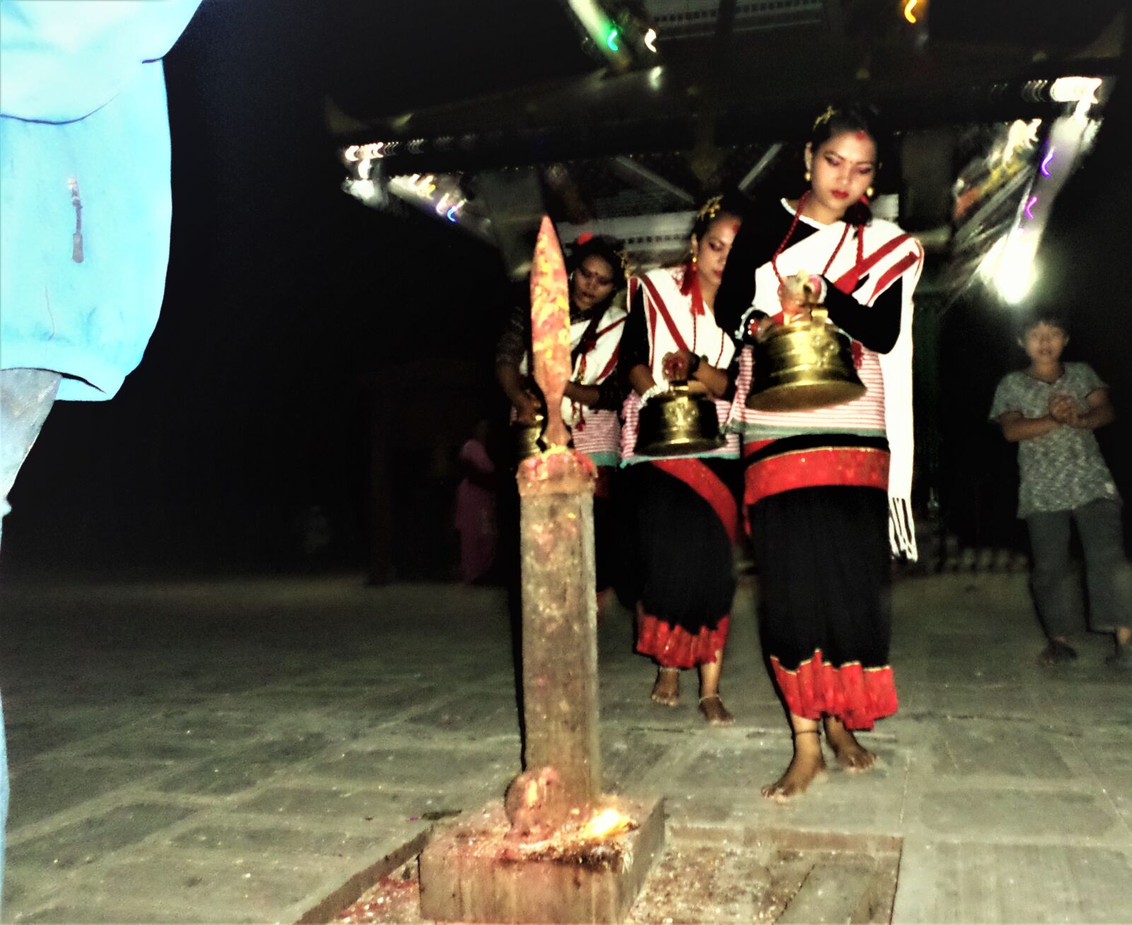 Samsung DV150F/DV151F/DV155F sample photo. 12, baje, newari, movie photography