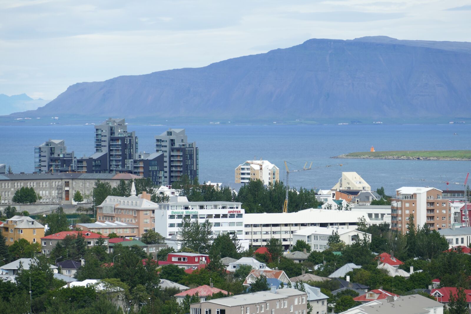 Panasonic Lumix DMC-FZ1000 sample photo. Reykjavik, iceland, panorama photography