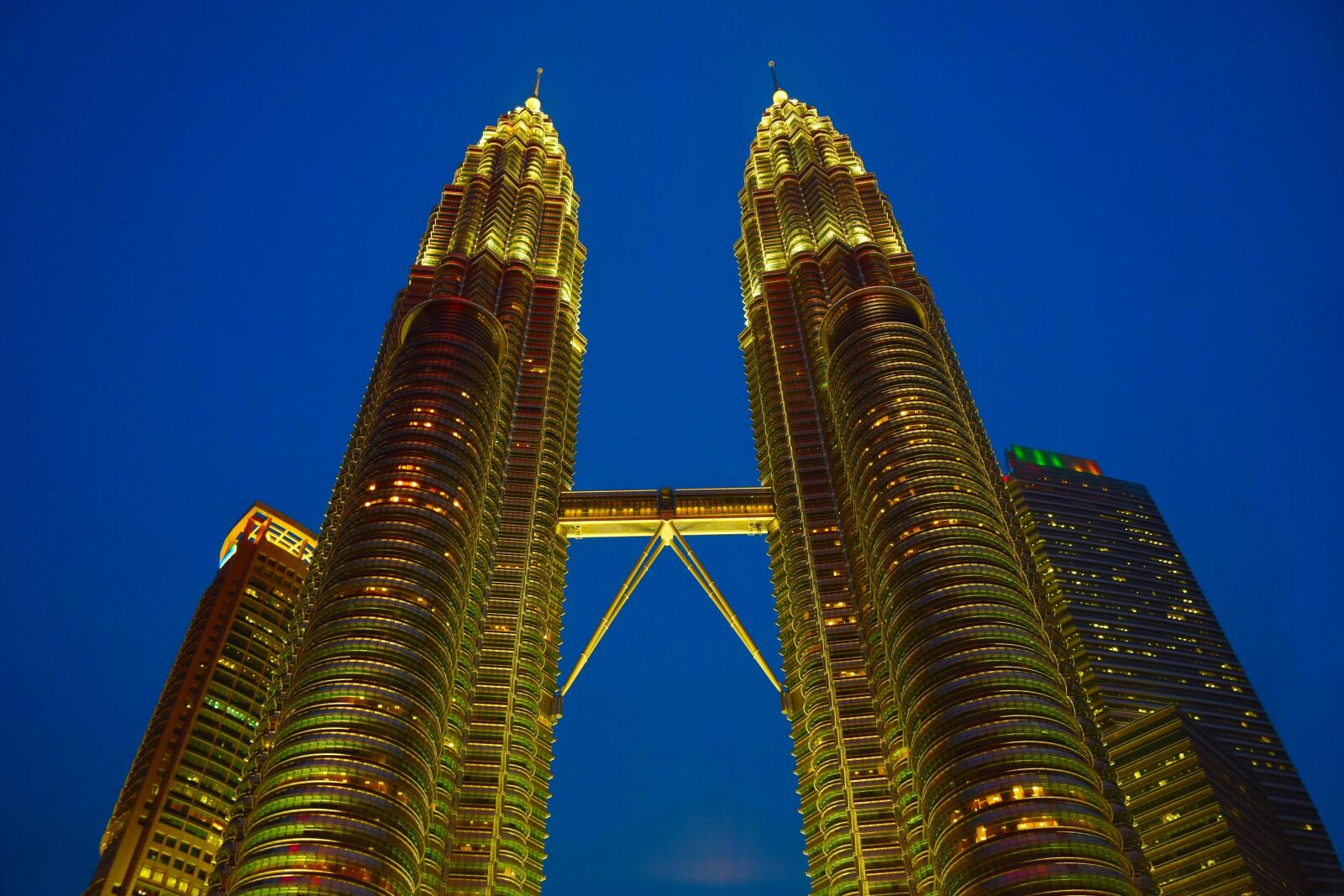 Nikon D5300 sample photo. Twin tower, twin, peter photography