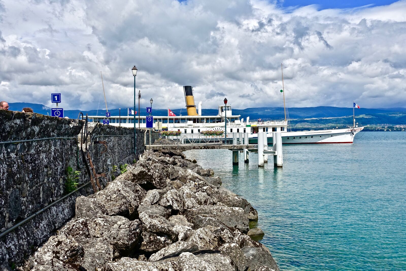 Sony Cyber-shot DSC-RX100 III sample photo. Steamer, boat, leisure photography