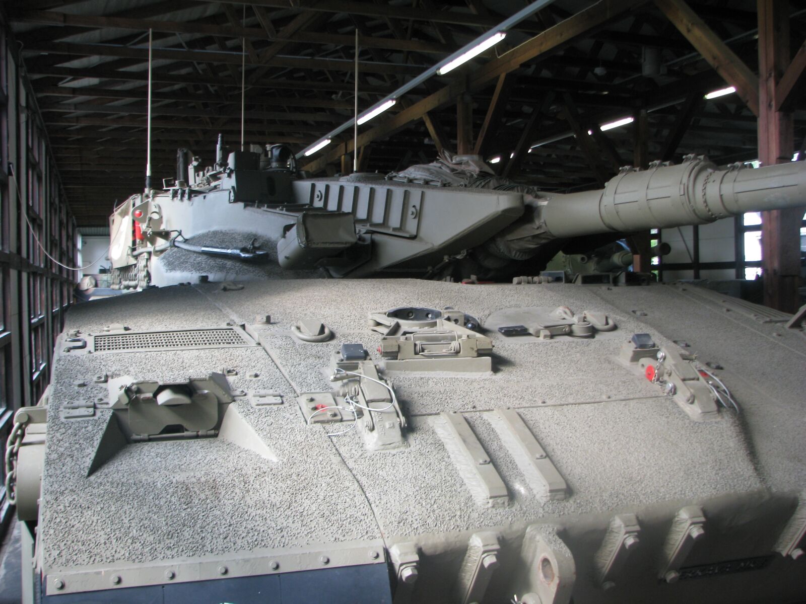 Canon POWERSHOT S5 IS sample photo. Tank, military, war photography