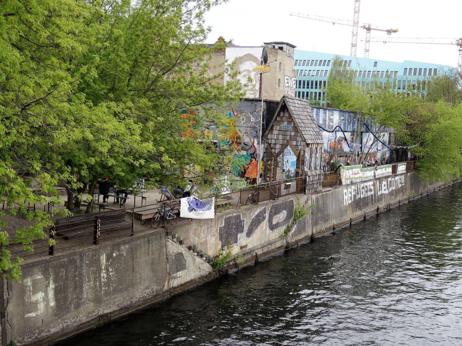 Sony Cyber-shot DSC-HX50V sample photo. Berlin, river, durable photography