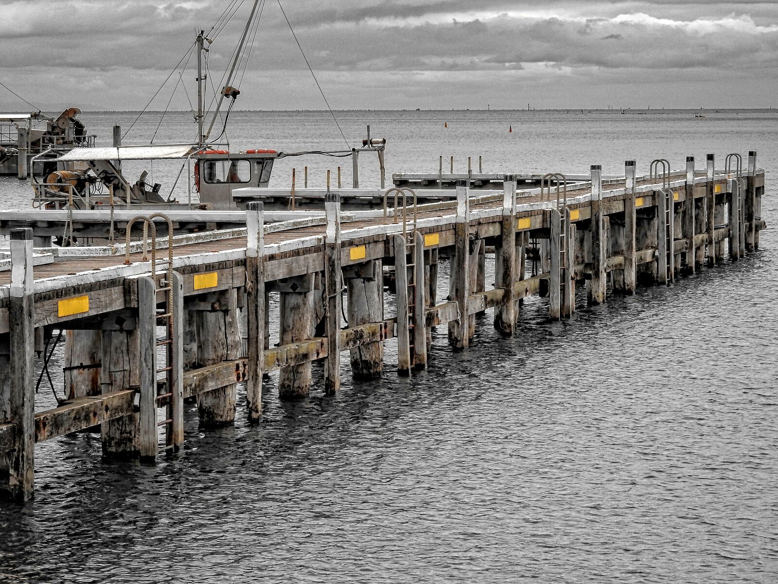 Nikon Coolpix P610 sample photo. Port, pier, sea photography