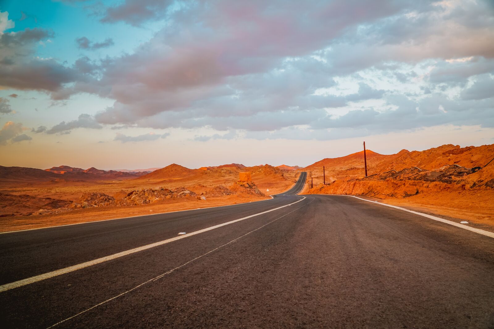 Sony a6500 sample photo. Road, sunset, desert photography