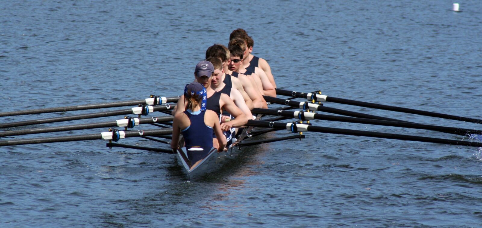 Canon EOS 350D (EOS Digital Rebel XT / EOS Kiss Digital N) sample photo. Rowing, scullers, oars photography